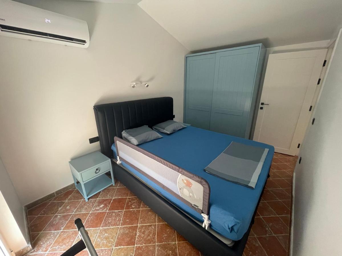 Modern Waterfront 3-Bed Apartment Donja Kostanjica Εξωτερικό φωτογραφία